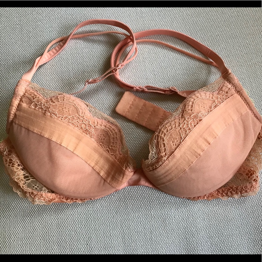 La Perla coral peach bra and panty - new